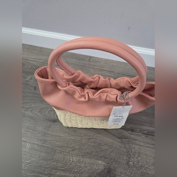 A New Day Straw Mini Tote Bag NWT - Picture 3 of 4